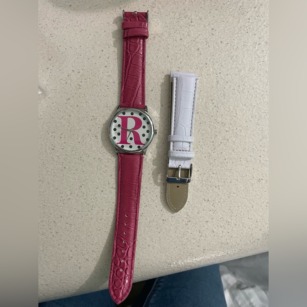 Women watch☀️